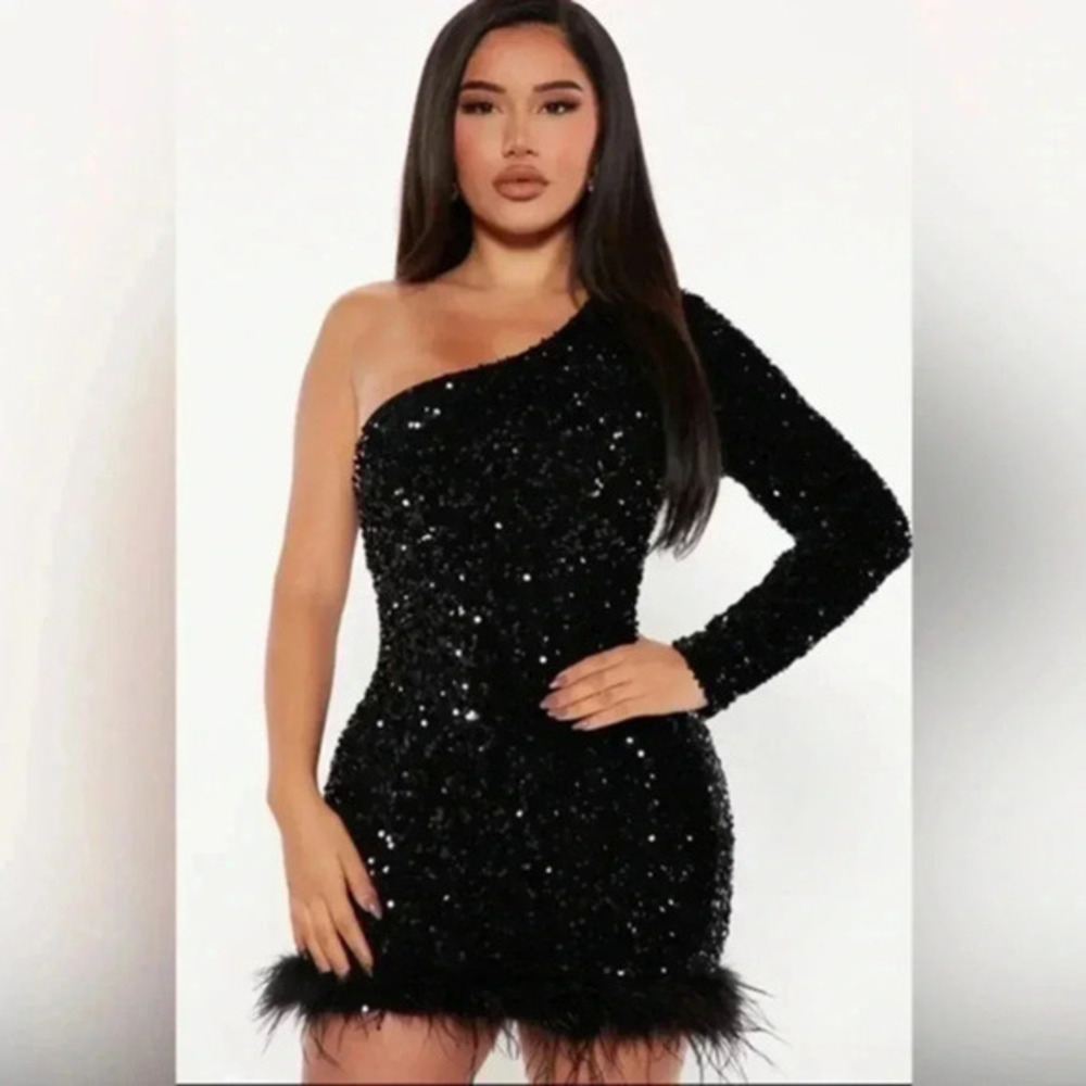 Women’s Black Sequins Dress 🖤